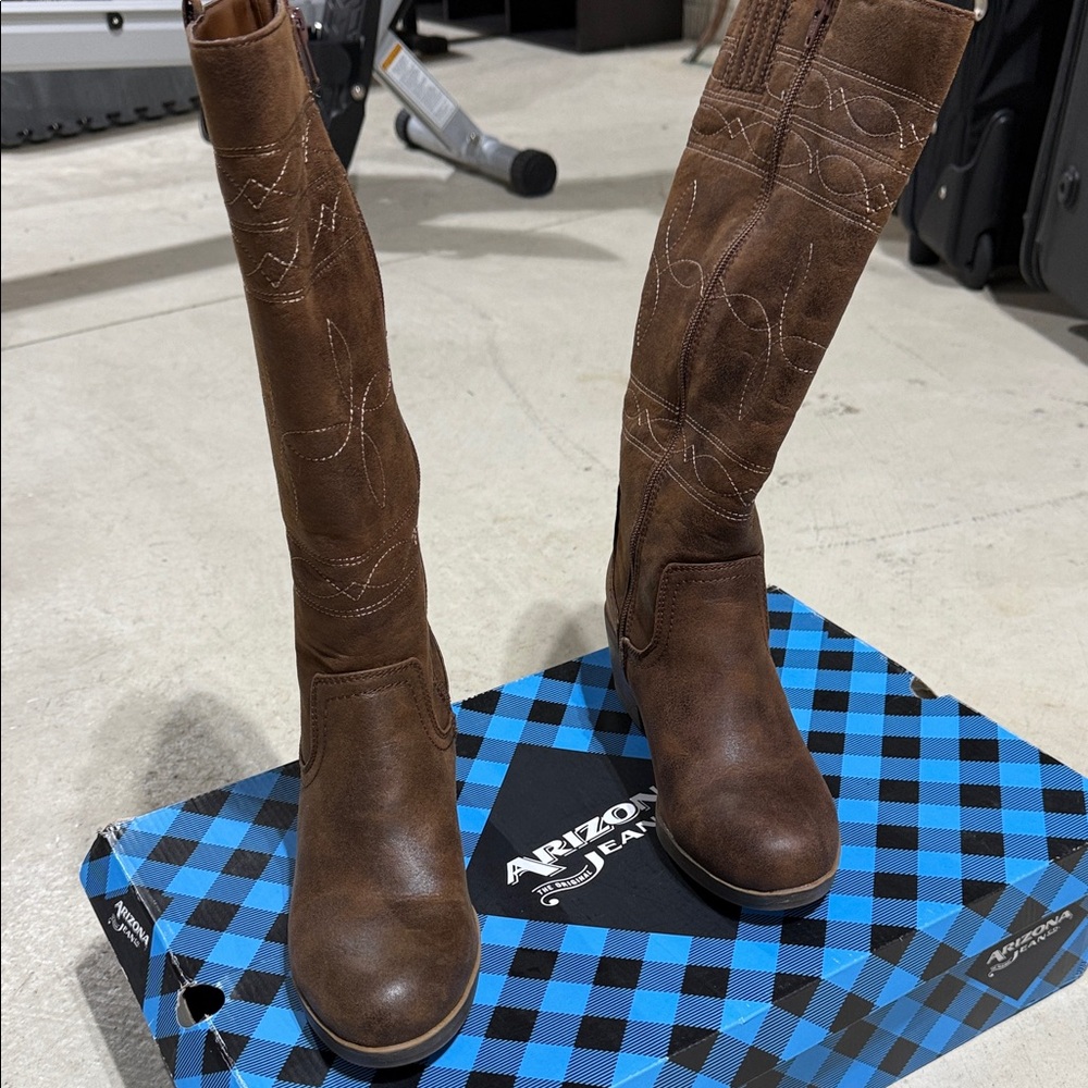 Women’s boots brown distressed calf length regular width
